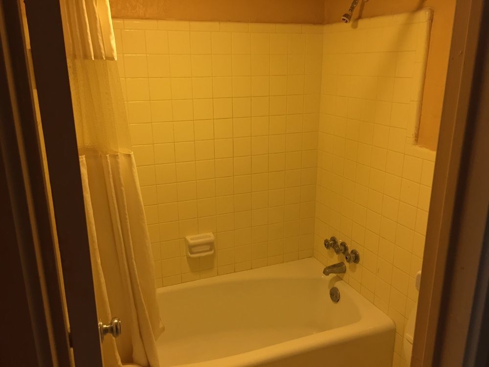 Oyo Hotel Tallahassee Downtown Екстериор снимка